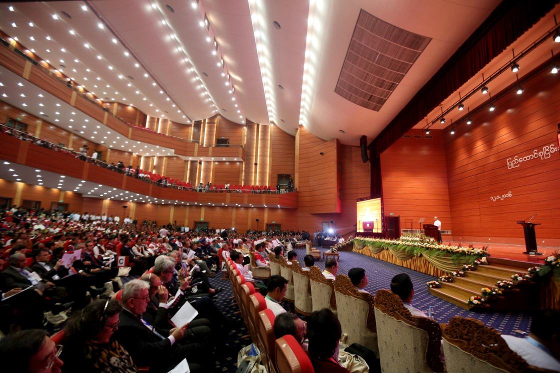 會議場地的選擇，主要考慮哪些因素？